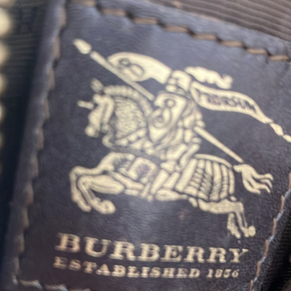 BURBERRY - Picture 4 of 7